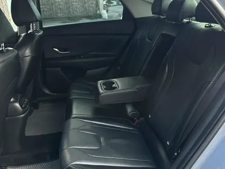 Hyundai Elantra 2023 года за 8 500 000 тг. в Алматы – фото 25