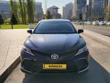 Toyota Camry 2021 года за 13 500 000 тг. в Алматы