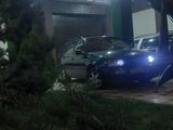 Volkswagen Golf 1996 года за 2 100 000 тг. в Шымкент