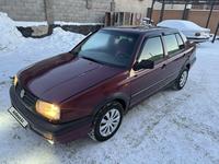 Volkswagen Vento 1993 годаfor990 000 тг. в Караганда