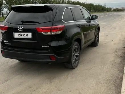 Toyota Highlander 2019 года за 15 500 000 тг. в Алматы – фото 6