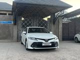Toyota Camry 2020 года за 14 500 000 тг. в Шымкент – фото 5