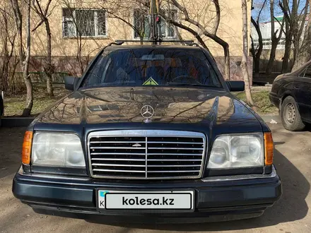 Mercedes-Benz E 280 1996 года за 2 900 000 тг. в Астана – фото 3