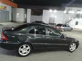 Mercedes-Benz C 200 2001 года за 2 000 000 тг. в Шымкент – фото 5