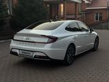 Hyundai Sonata 2022 годаүшін13 000 000 тг. в Алматы – фото 5