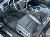 Lexus ES 250 2023 года за 23 000 000 тг. в Алматы – фото 3