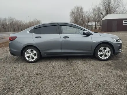 Chevrolet Onix 2023 года за 7 200 000 тг. в Караганда – фото 5