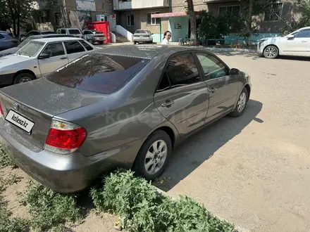 Toyota Camry 2005 года за 4 900 000 тг. в Семей – фото 4