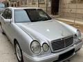 Mercedes-Benz E 320 1998 года за 2 600 000 тг. в Актау – фото 7