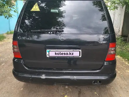 Mercedes-Benz ML 320 1998 года за 4 000 000 тг. в Астана – фото 4