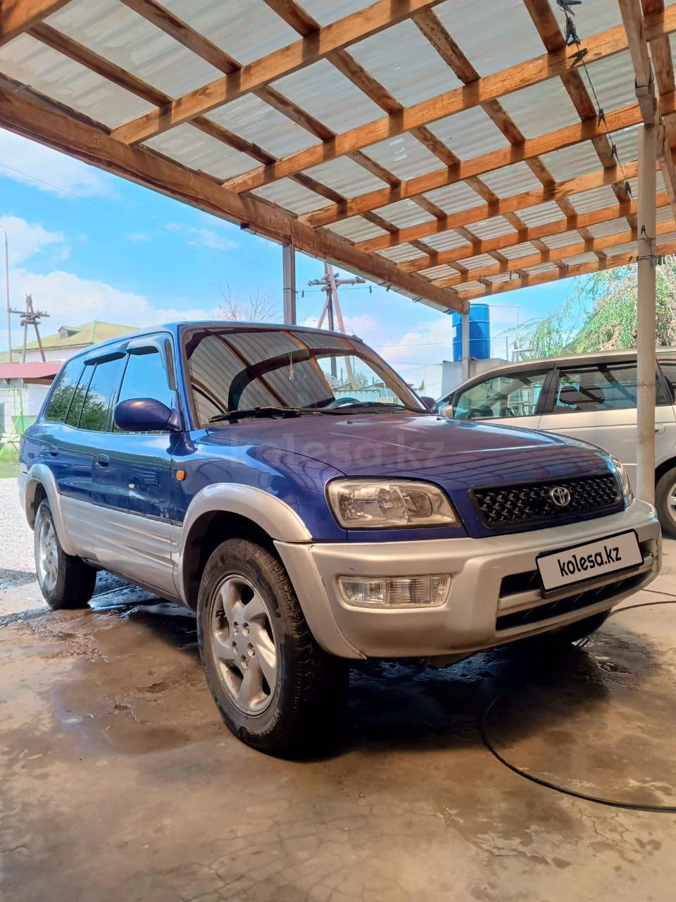 Toyota RAV4 1998 г.