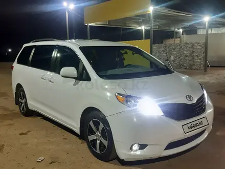 Toyota Sienna 2012 года за 11 000 000 тг. в Уральск – фото 7