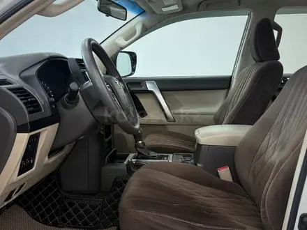 Toyota Land Cruiser Prado Comfort 2018 года за 23 500 000 тг. в Астана – фото 12