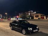 Mercedes-Benz E 320 1998 года за 2 350 000 тг. в Семей – фото 5