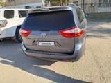 Toyota Sienna 2016 года за 8 000 000 тг. в Жанаозен – фото 3