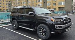 Toyota 4Runner 2019 годаүшін25 200 000 тг. в Астана – фото 2