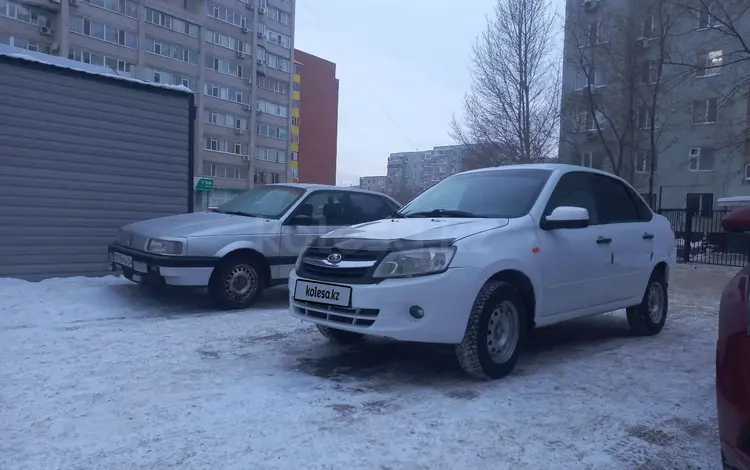 ВАЗ (Lada) Granta 2190 2013 годаүшін3 150 000 тг. в Актобе