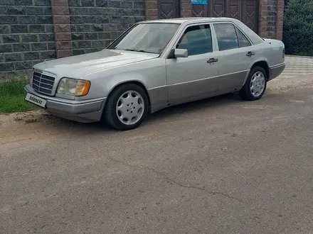 Mercedes-Benz E 260 1992 года за 1 900 000 тг. в Алматы – фото 14