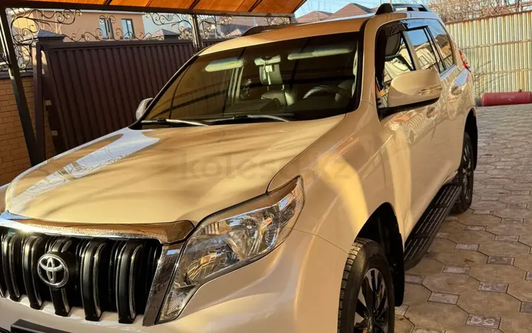 Toyota Land Cruiser Prado 2015 года за 18 900 000 тг. в Атырау