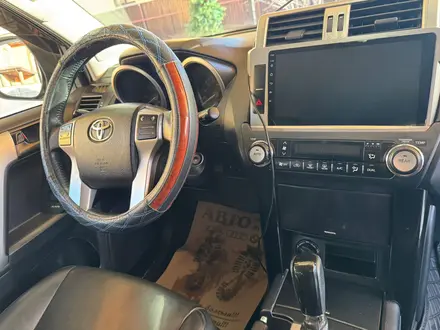 Toyota Land Cruiser Prado 2015 года за 18 900 000 тг. в Атырау – фото 15
