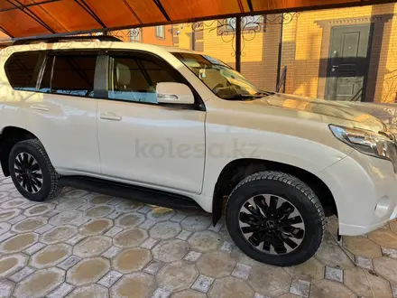 Toyota Land Cruiser Prado 2015 года за 18 900 000 тг. в Атырау – фото 8