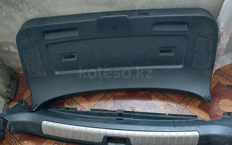 Обшивка крышки багажника. за 10 000 тг. в Алматы