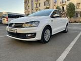 Volkswagen Polo 2018 года за 6 500 000 тг. в Атырау – фото 2