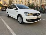 Volkswagen Polo 2018 года за 6 500 000 тг. в Атырау – фото 4
