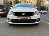 Volkswagen Polo 2018 года за 6 500 000 тг. в Атырау
