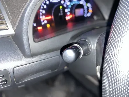 Toyota Camry 2011 года за 4 200 000 тг. в Атырау – фото 9