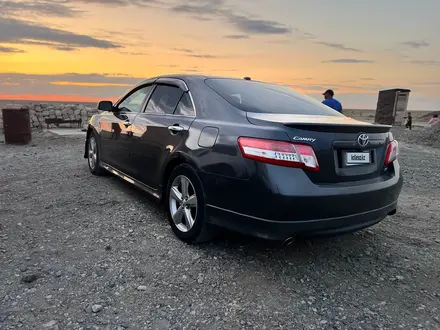 Toyota Camry 2011 года за 4 200 000 тг. в Атырау – фото 4