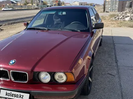 BMW 525 1993 года за 2 000 000 тг. в Атырау – фото 2