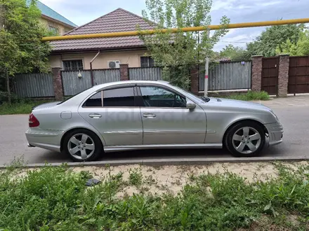 Mercedes-Benz E 320 2003 года за 5 555 555 тг. в Алматы – фото 5