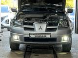 Mitsubishi Outlander 2004 года за 3 800 000 тг. в Астана – фото 5