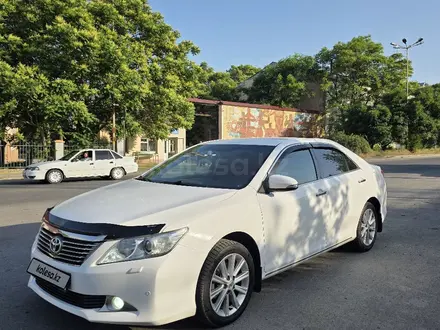 Toyota Camry 2012 года за 9 000 000 тг. в Шымкент – фото 2