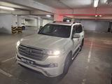 Toyota Land Cruiser 2016 годаүшін26 000 000 тг. в Астана – фото 2