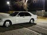 Mercedes-Benz S 320 1998 года за 4 068 871 тг. в Усть-Каменогорск – фото 2