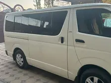 Toyota HiAce, 2006