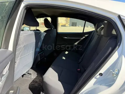Toyota Camry Elegance 2026 года за 16 690 000 тг. в Актобе – фото 13