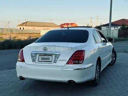 Toyota Crown Majesta 2004 года за 3 700 000 тг. в Атырау – фото 3