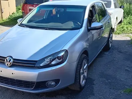 Volkswagen Golf 2010 года за 3 800 000 тг. в Усть-Каменогорск – фото 2