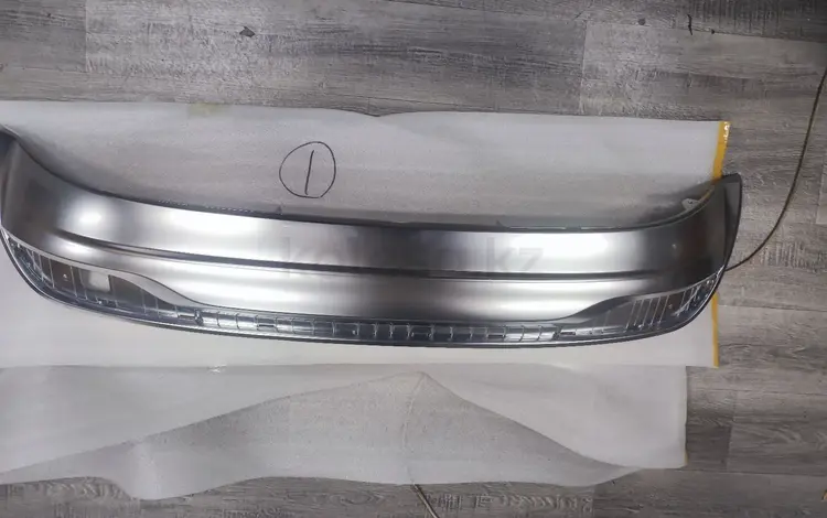 Накладка заднего бампера за 180 000 тг. в Алматы