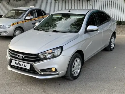 ВАЗ (Lada) Vesta 2018 года за 3 850 000 тг. в Уральск