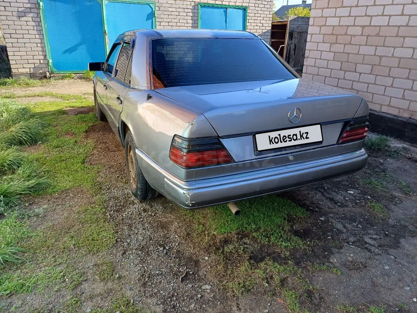 Mercedes-Benz E-Class, 1991