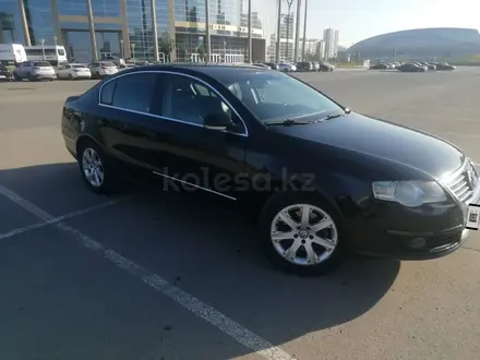 Volkswagen Passat 2006 годаүшін4 000 000 тг. в Астана