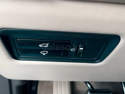 Land Rover Range Rover 2013 года за 25 000 000 тг. в Алматы – фото 17