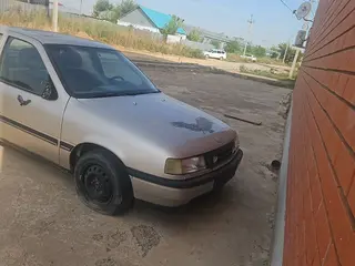 Opel Vectra, 1993