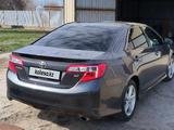 Toyota Camry 2014 года за 8 900 000 тг. в Актобе – фото 5