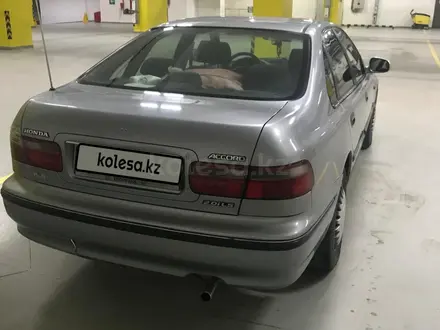 Honda Accord 1996 года за 1 900 000 тг. в Астана – фото 4