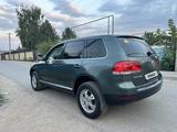 Volkswagen Touareg 2006 года за 5 000 000 тг. в Алматы – фото 2